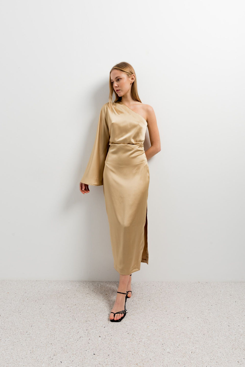 VESTIDO MIDI ASIMETRICO